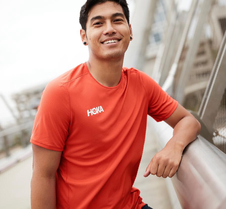 Hoka Australia One One Performance Short Sleeve - Mens Tops Red - ZUDKV-3970